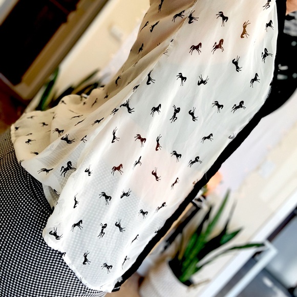 The Vintage Shop Tops - Vintage horse pattern dress shirt